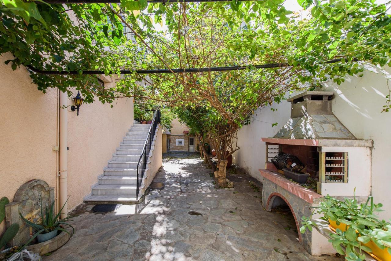Aegina'S Flowers House Kültér fotó